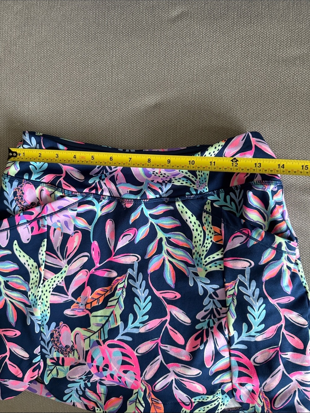Lilly Pulitzer Sabbia Skort
Oyster Bay Navy Size XS - Picture 5 of 12